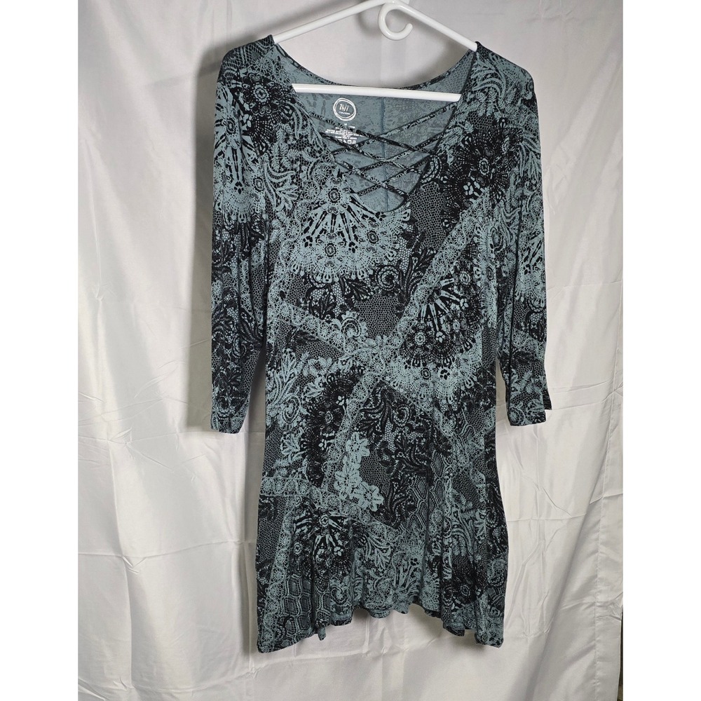 Maurices boho Blue Black Lace Print‎ Lattice Neck Tunic Top with Pockets Medium